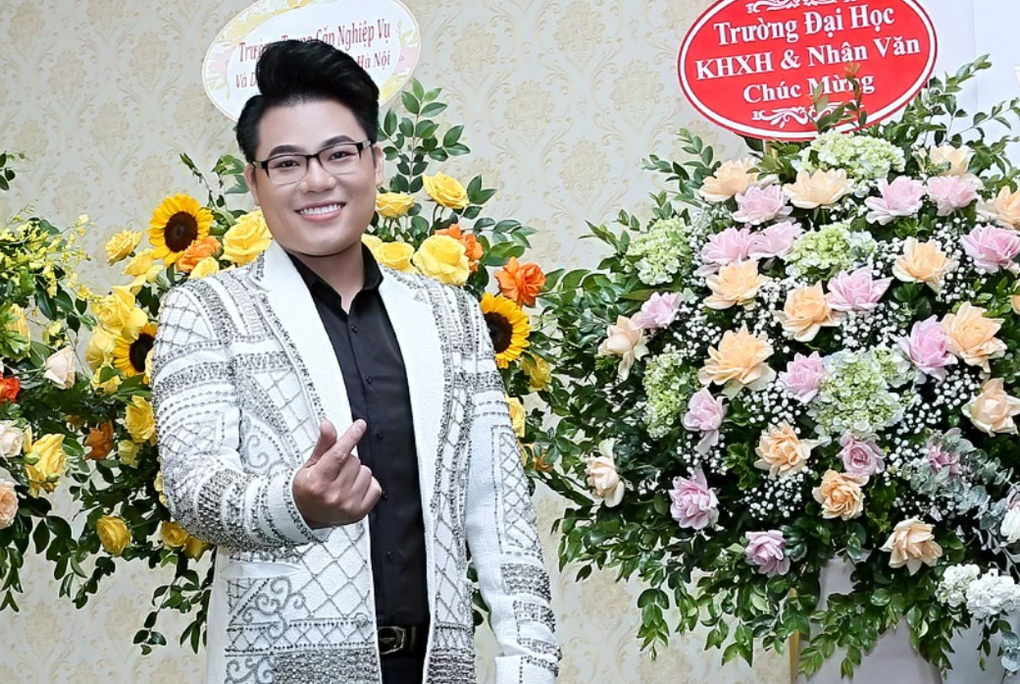 Ca sĩ Duy Cường: Ba Ngọc Sơn, chị Như Quỳnh truyền động lực cho tôi - 1 Ca sĩ Duy Cường: Ba Ngọc Sơn, chị Như Quỳnh truyền động lực cho tôi - 1