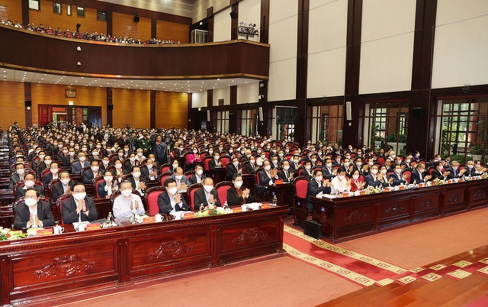 Tổng Bí thư: Nhân sự chuẩn bị kỹ, “chạy” phiếu, “chạy” chức giảm hẳn! - 3 Tổng Bí thư: Nhân sự chuẩn bị kỹ, “chạy” phiếu, “chạy” chức giảm hẳn! - 3