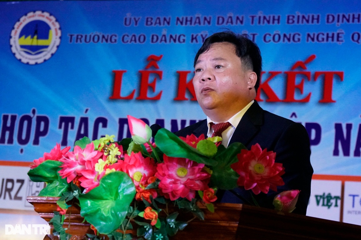 Doanh nghiệp đặt hàng, sinh viên ra trường không lo thất nghiệp - 1 Doanh nghiệp đặt hàng, sinh viên ra trường không lo thất nghiệp - 1
