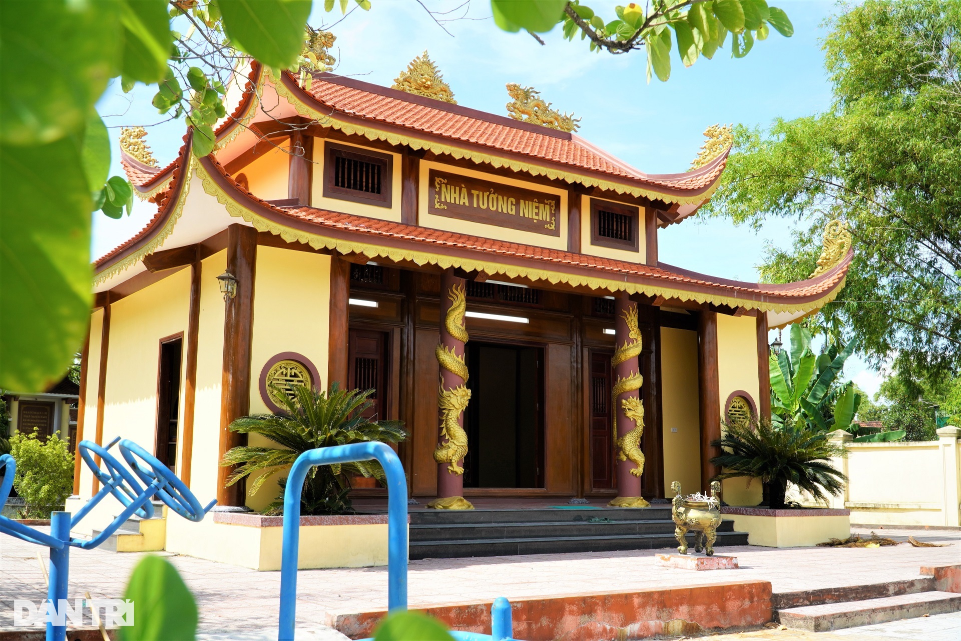Lớp học đặc biệt và quả bom của tội ác 56 năm trước - 8 Lớp học đặc biệt và quả bom của tội ác 56 năm trước - 8