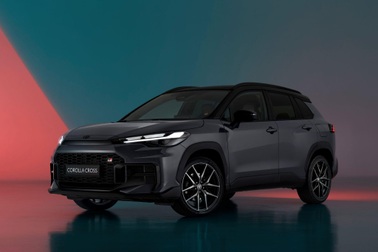 Toyota bổ sung Corolla Cross bản thể thao, dùng dàn treo "xịn" như Camry