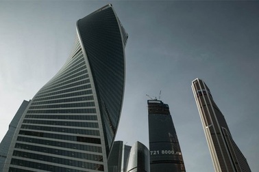 Cận cảnh siêu trung tâm thương mại “ế khách” của Nga