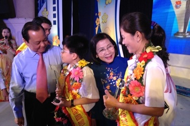 Bóng hồng giữa những bệnh nhân tâm thần