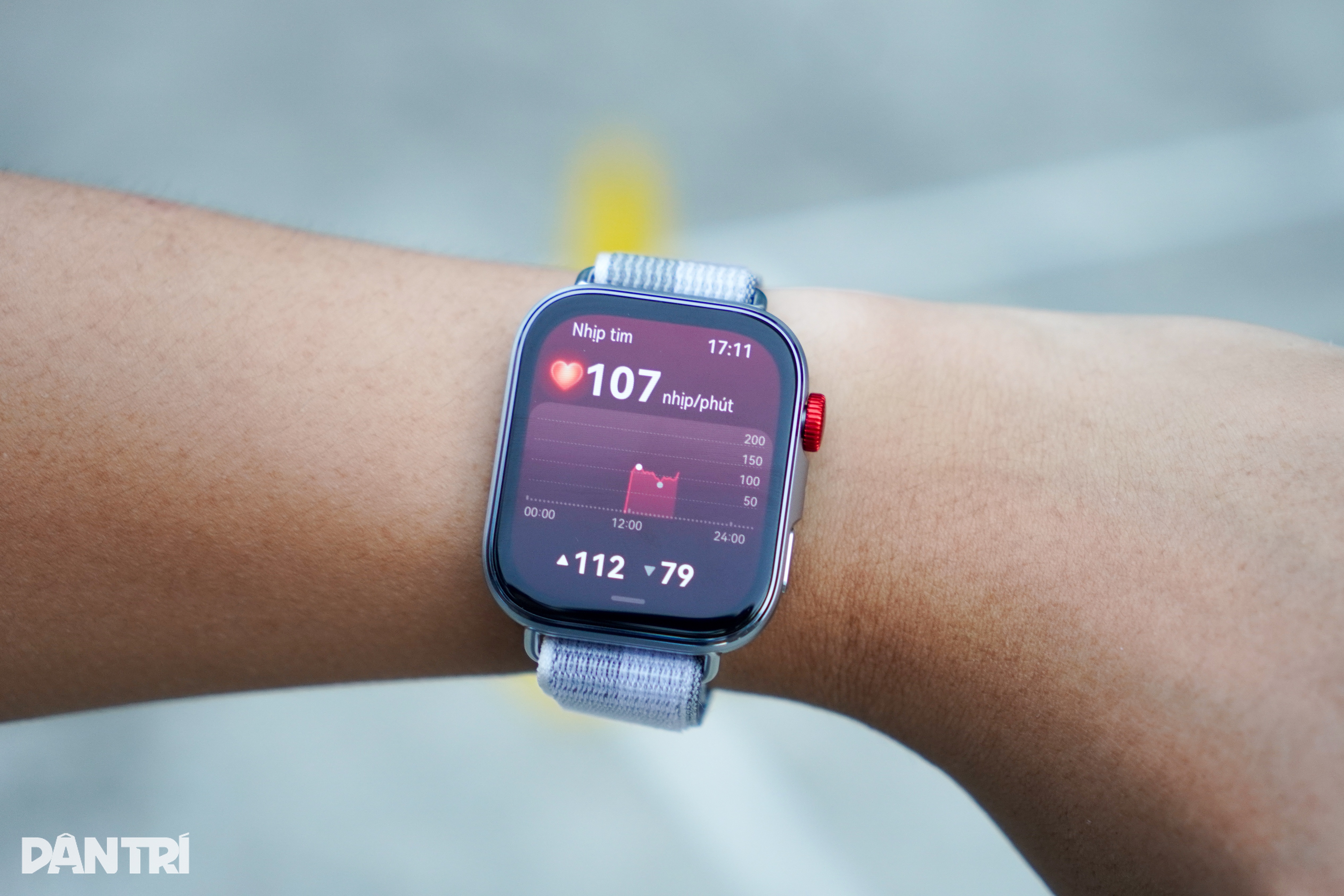 View - Đánh giá đồng hồ thông minh Huawei Watch Fit 4: Phù hợp với ai? | Báo Dân trí