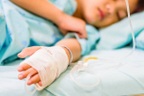 Thiếu niên 15 tuổi bị vỡ tinh hoàn sau tai nạn bất ngờ khi đạp xe