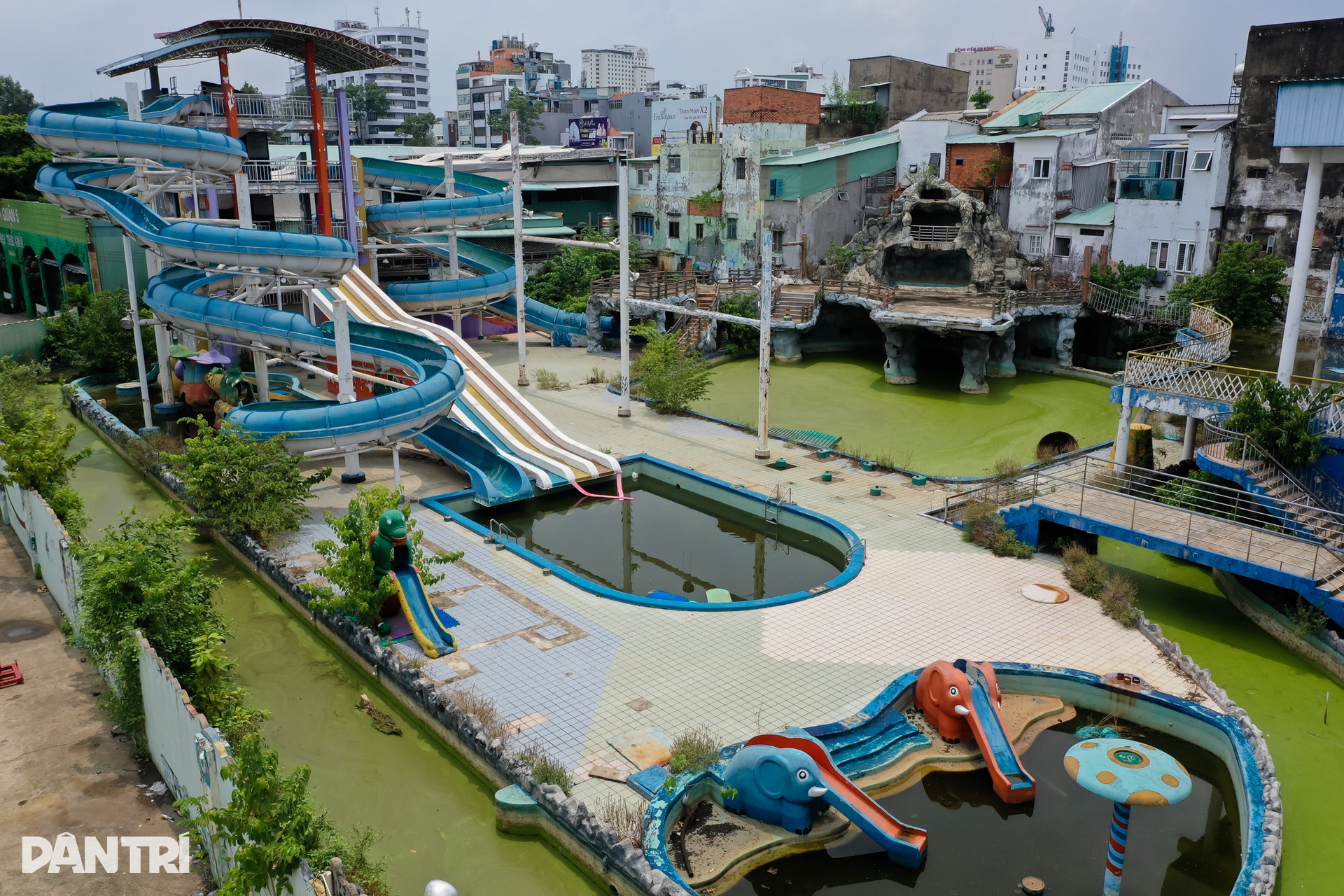 Cảnh hoang tàn của những công viên nước nổi tiếng một thời ở TPHCM - 5 Cảnh hoang tàn của những công viên nước nổi tiếng một thời ở TPHCM - 5