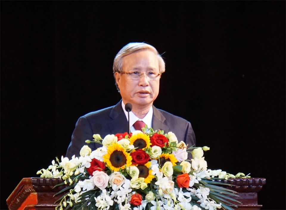 Đội ngũ trí thức, văn nghệ sĩ mạnh sẽ làm tăng sức mạnh nội sinh đất nước - 2 Đội ngũ trí thức, văn nghệ sĩ mạnh sẽ làm tăng sức mạnh nội sinh đất nước - 2