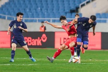 Trình độ đội tuyển Việt Nam đang ở đâu so với Thái Lan?