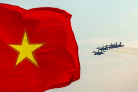 Sức mạnh "hổ mang chúa" SU-30MK2 ở Triển lãm Quốc phòng Quốc tế Việt Nam