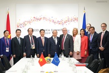 Thủ tướng: Sáng tạo công nghệ mới trước hết phải vì con người