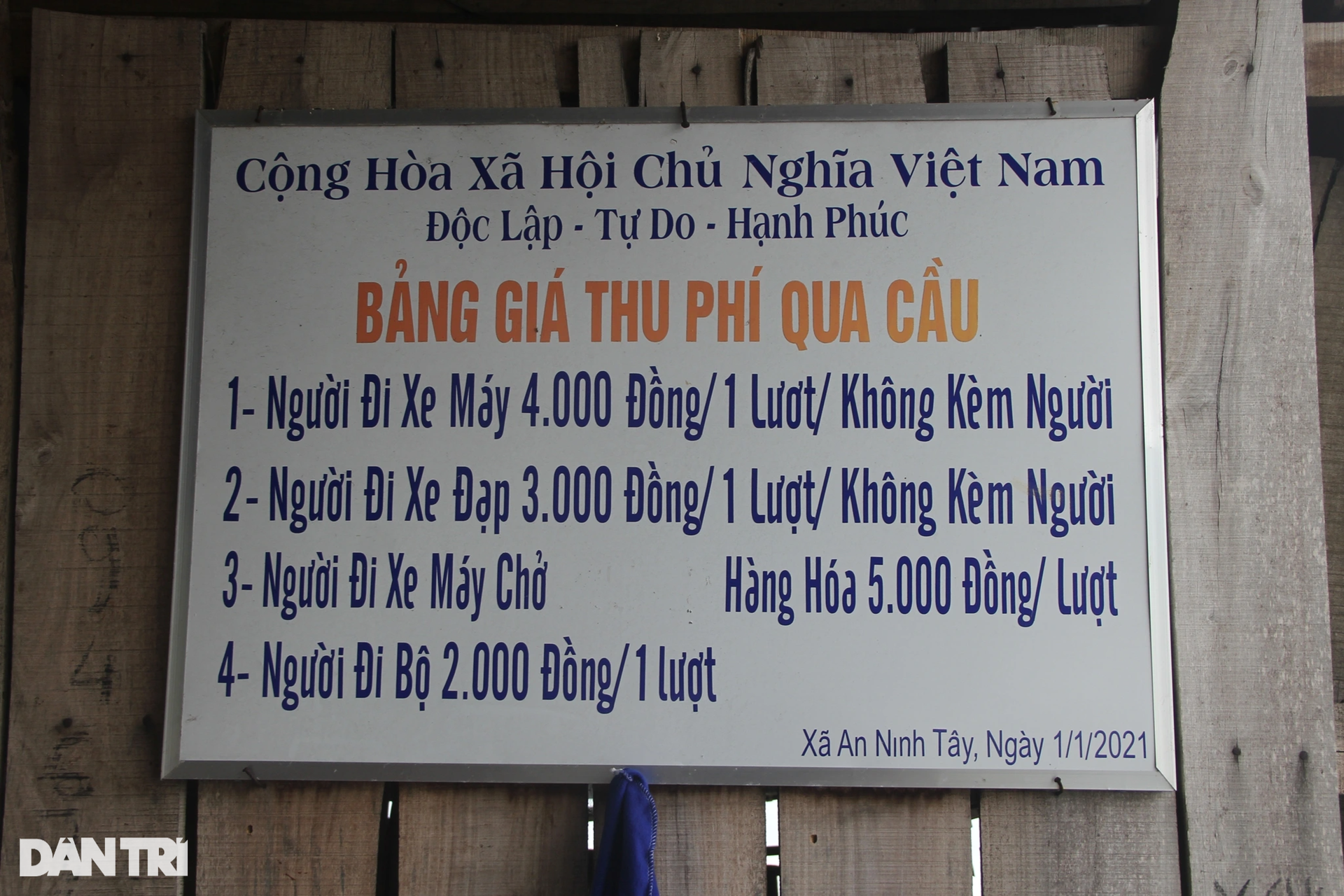 Dựng lại cầu gỗ Ông Cọp dài nhất Việt Nam - 4 Dựng lại cầu gỗ Ông Cọp dài nhất Việt Nam - 4