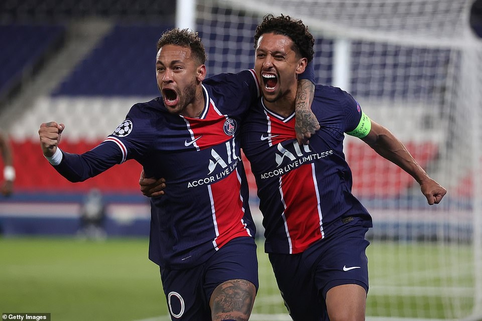 Màn lội ngược dòng ấn tượng của Man City trước PSG - 3 Màn lội ngược dòng ấn tượng của Man City trước PSG - 3