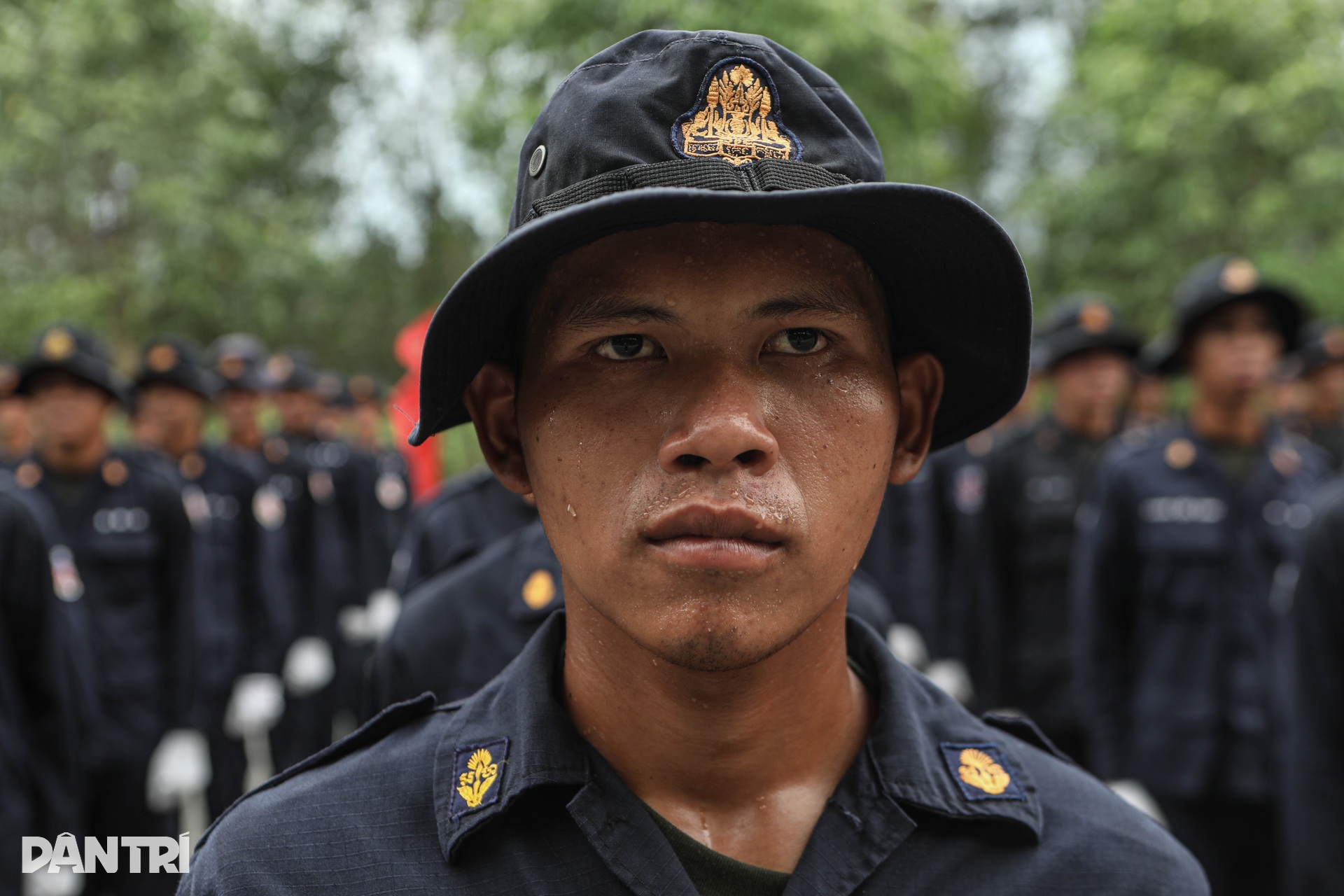 Quân đội Lào và Campuchia tích cực tập luyện cho lễ diễu binh tại Việt Nam - 16