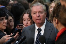 Ông Trump thay đổi kế hoạch rút quân khỏi Syria?