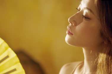 Mê mẩn nhan sắc của Chi Pu