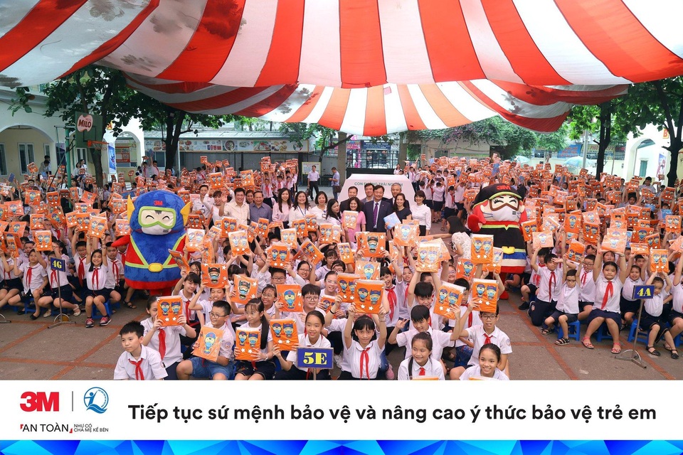 3M Việt Nam- 25 năm phát triển bền vững từ những sản phẩm ứng dụng cao - 6 3M Việt Nam- 25 năm phát triển bền vững từ những sản phẩm ứng dụng cao - 6