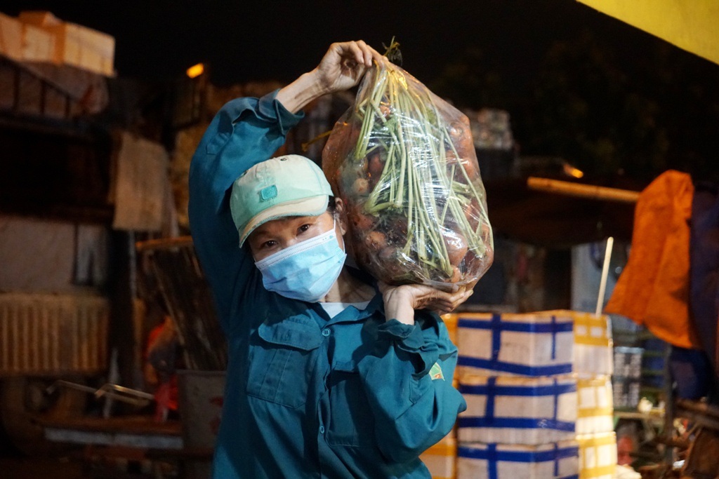 Nóng chuyện cần 100.000 tỷ đồng tăng lương trong tuần qua - 12 Nóng chuyện cần 100.000 tỷ đồng tăng lương trong tuần qua - 12