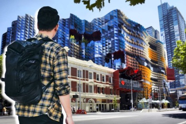 Chàng trai di chuyển 18.000km mỗi tuần để vừa du học vừa ở bên bạn gái