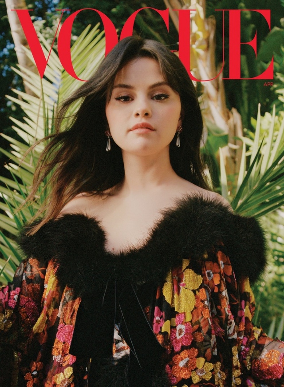 Selena Gomez dửng dưng trước tin đồn hò hẹn Chris Evans - 3 Selena Gomez dửng dưng trước tin đồn hò hẹn Chris Evans - 3