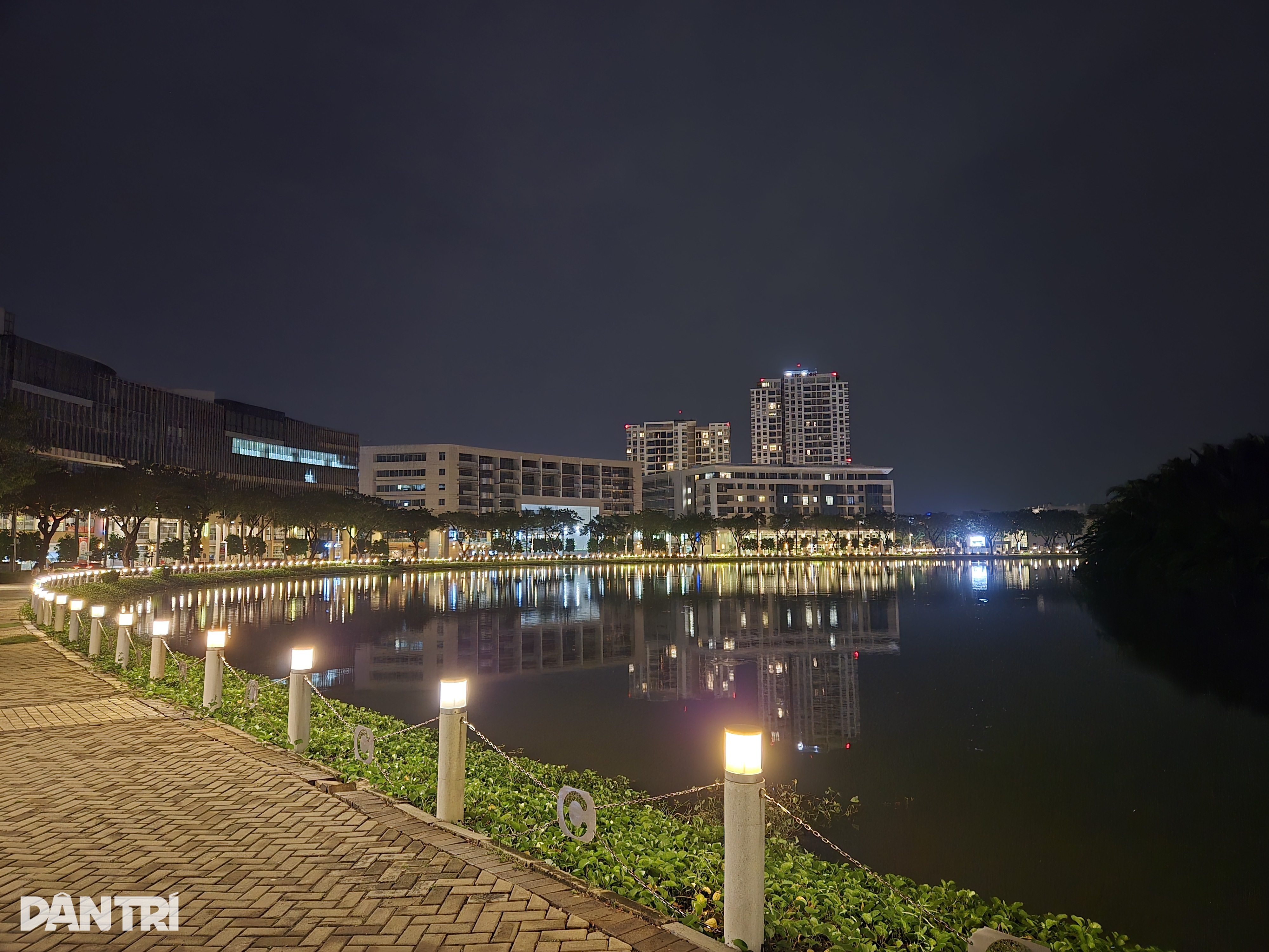 View - Đánh giá Samsung Galaxy Z Fold6 sau gần nửa năm ra mắt | Báo Dân trí