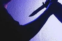 Một phụ nữ vô cớ bị hàng xóm đâm tử vong