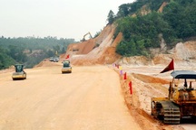 TS Đinh Thế Hiển: Chưa thấy dự án nào vốn vay, nhà thầu Trung Quốc mà trọn vẹn cả!