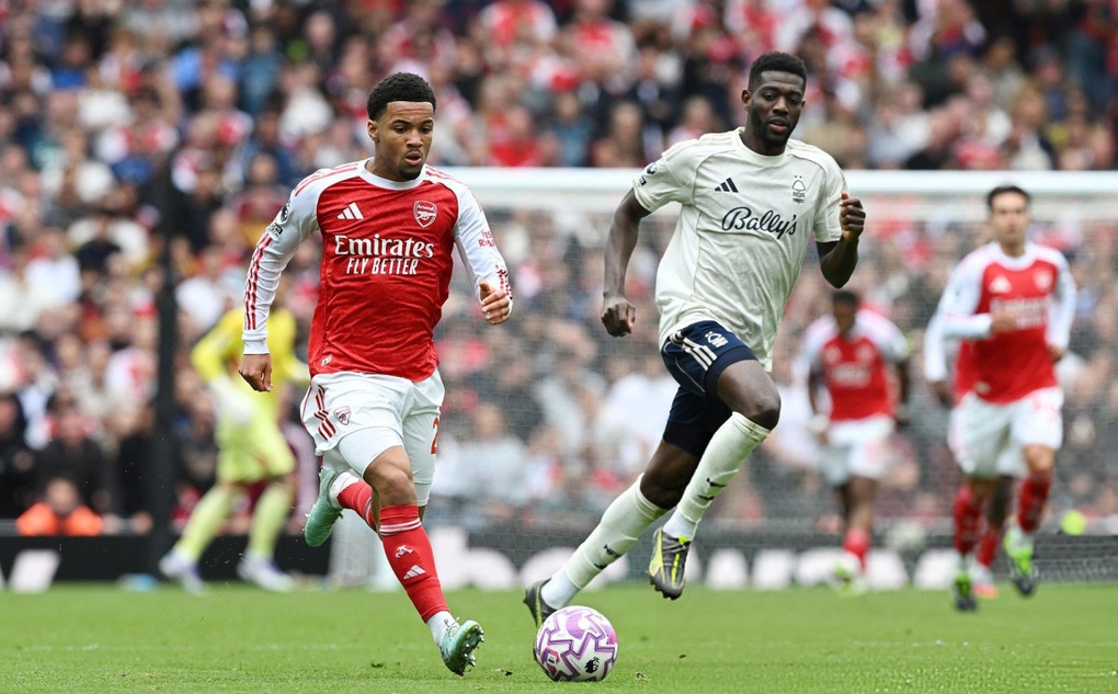 Gyokeres khai hỏa, Arsenal vùi dập Nottingham Forest - 1