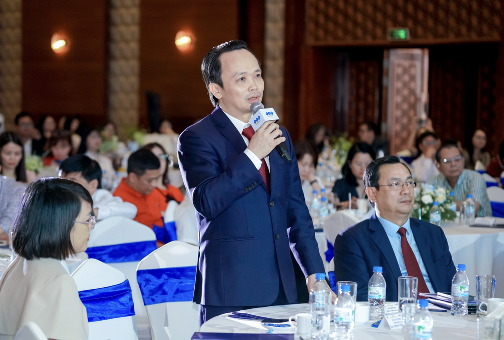 Vừa trở lại, ông Trịnh Văn Quyết nhận thông báo siết nợ từ ngân hàng - 1