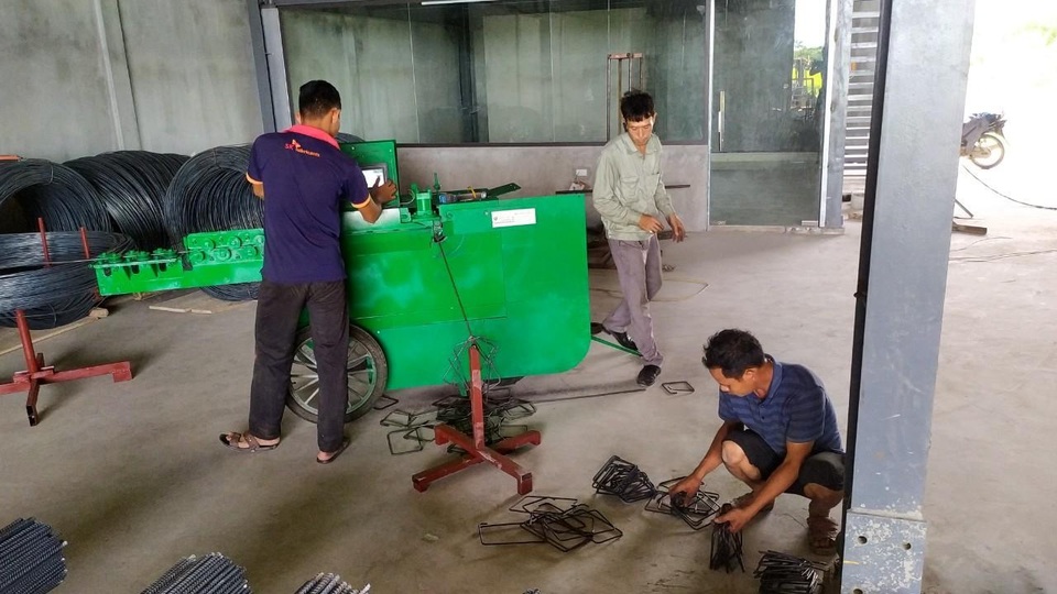 Máy xây dựng Siêu Việt hóa giải nỗi lo chậm tiến độ các công trình - 1 Máy xây dựng Siêu Việt hóa giải nỗi lo chậm tiến độ các công trình - 1