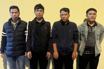 Tạm giữ 4 người tranh chấp bãi nuôi hàu ở Quảng Ninh
