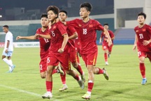 Thắng đậm Đài Loan, U17 Việt Nam tạm vượt lên trên Thái Lan