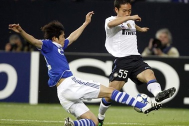 Gục ngã trên đất Đức, Inter Milan trở thành cựu Vương