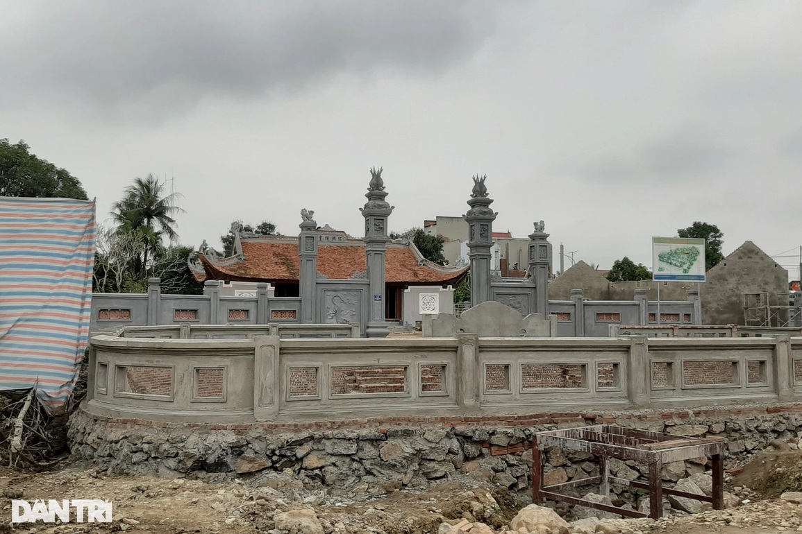 Dân bức xúc vì giếng cổ bị phá khi thi công dự án trùng tu di tích - 5 Dân bức xúc vì giếng cổ bị phá khi thi công dự án trùng tu di tích - 5