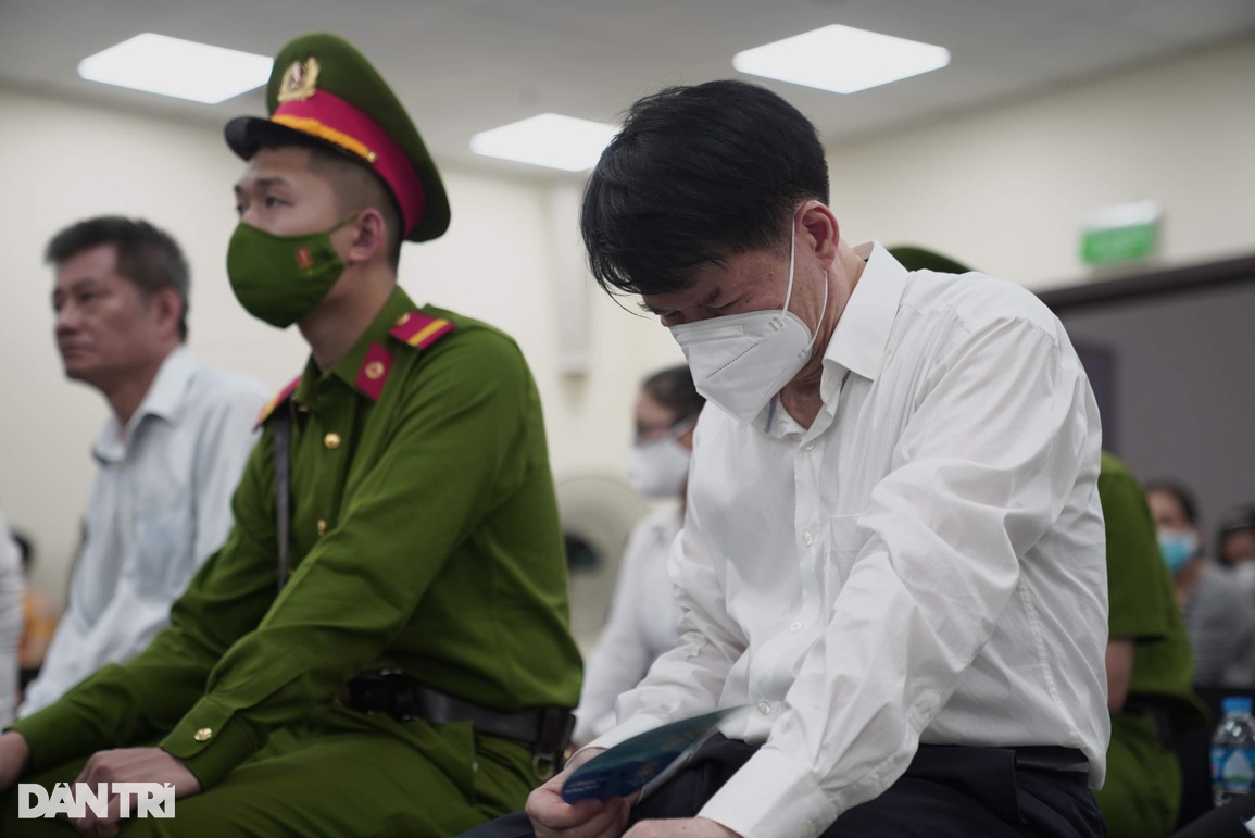 Cựu Thứ trưởng Trương Quốc Cường bị đề nghị 7-8 năm tù - 1 Cựu Thứ trưởng Trương Quốc Cường bị đề nghị 7-8 năm tù - 1