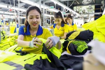 Năm 2023, công nghệ thành áp lực đào thải lao động thiếu kỹ năng