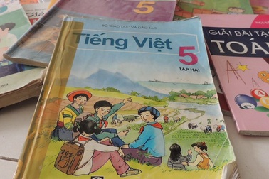 Sách giáo khoa dùng một lần rồi thôi: Liệu có uổng phí?