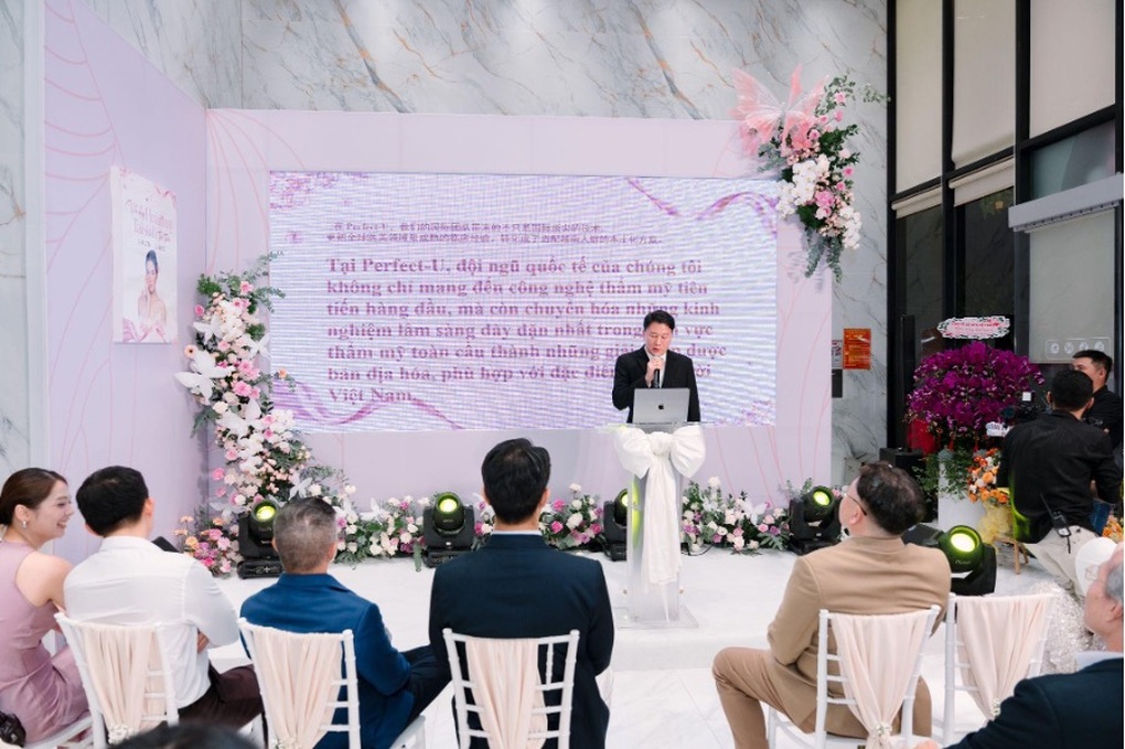 Khai trương phòng khám thẩm mỹ Perfect-U - 3 Khai trương phòng khám thẩm mỹ Perfect-U - 3