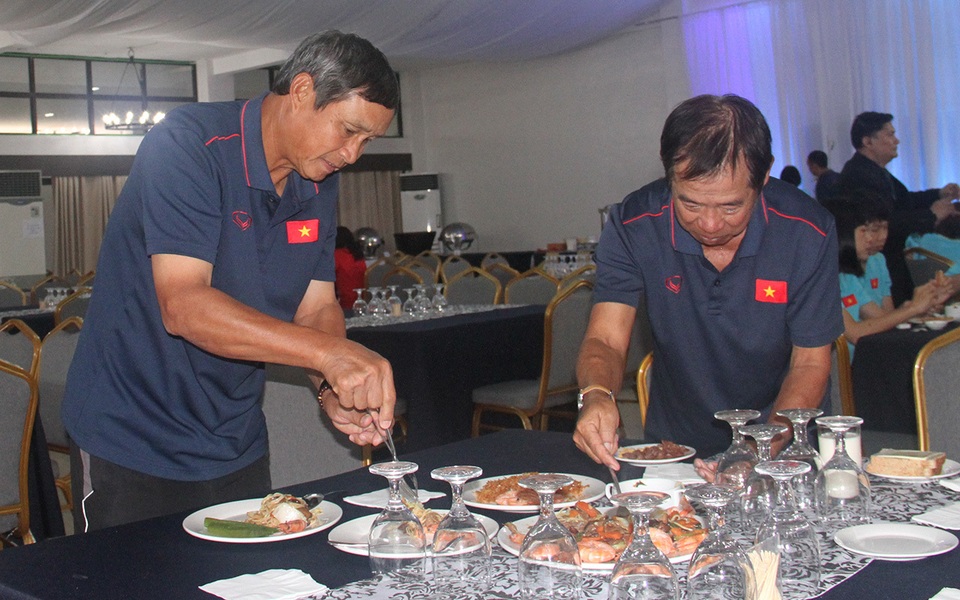 Đội tuyển bóng đá nữ Việt Nam thư thái chờ trận bán kết với Philippines - 11 Đội tuyển bóng đá nữ Việt Nam thư thái chờ trận bán kết với Philippines - 11