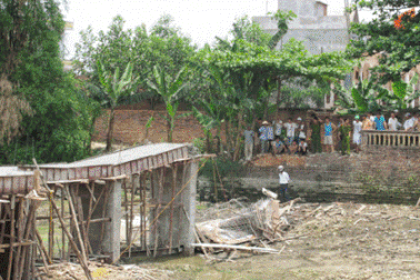 Sập cầu đang thi công, 2 công nhân thiệt mạng