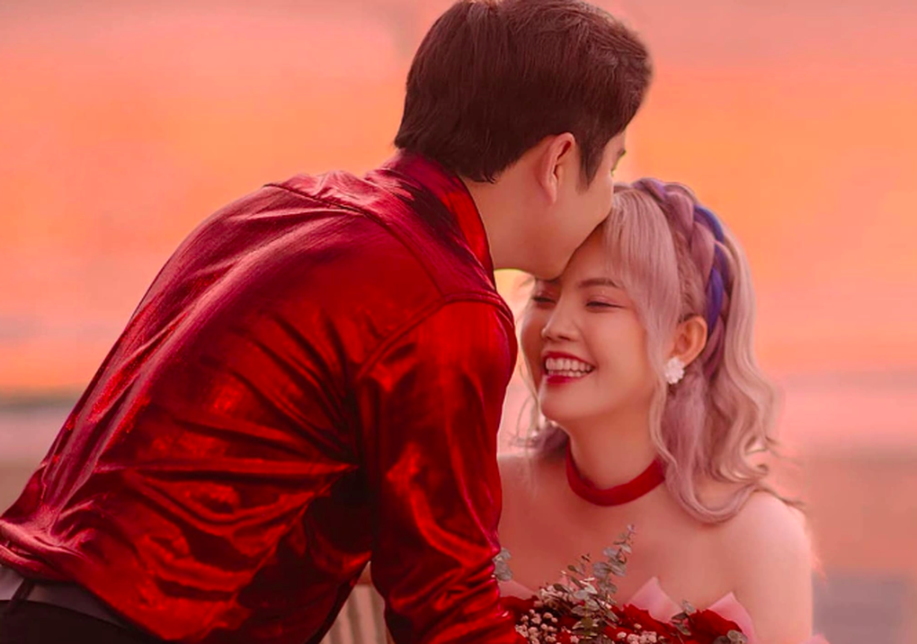 Ca sĩ Bằng Cường hé lộ cuộc sống hôn nhân với vợ kém 12 tuổi - 2 Ca sĩ Bằng Cường hé lộ cuộc sống hôn nhân với vợ kém 12 tuổi - 2