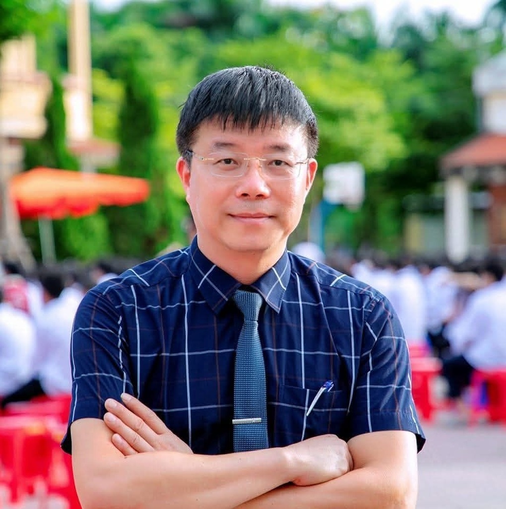 Lá thư ngỏ cảm động của thầy hiệu trưởng gửi học sinh thi vào lớp 10 - 2 Lá thư ngỏ cảm động của thầy hiệu trưởng gửi học sinh thi vào lớp 10 - 2