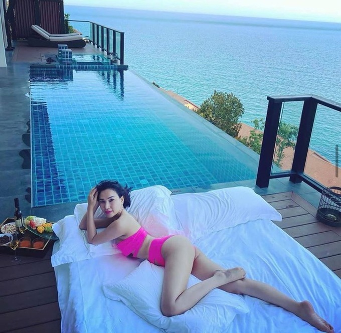 Nhan sắc người bạn thân thiết suốt 14 năm của Ngọc Trinh - Ảnh 6. Nhan sắc người bạn thân thiết suốt 14 năm của Ngọc Trinh - Ảnh 6.