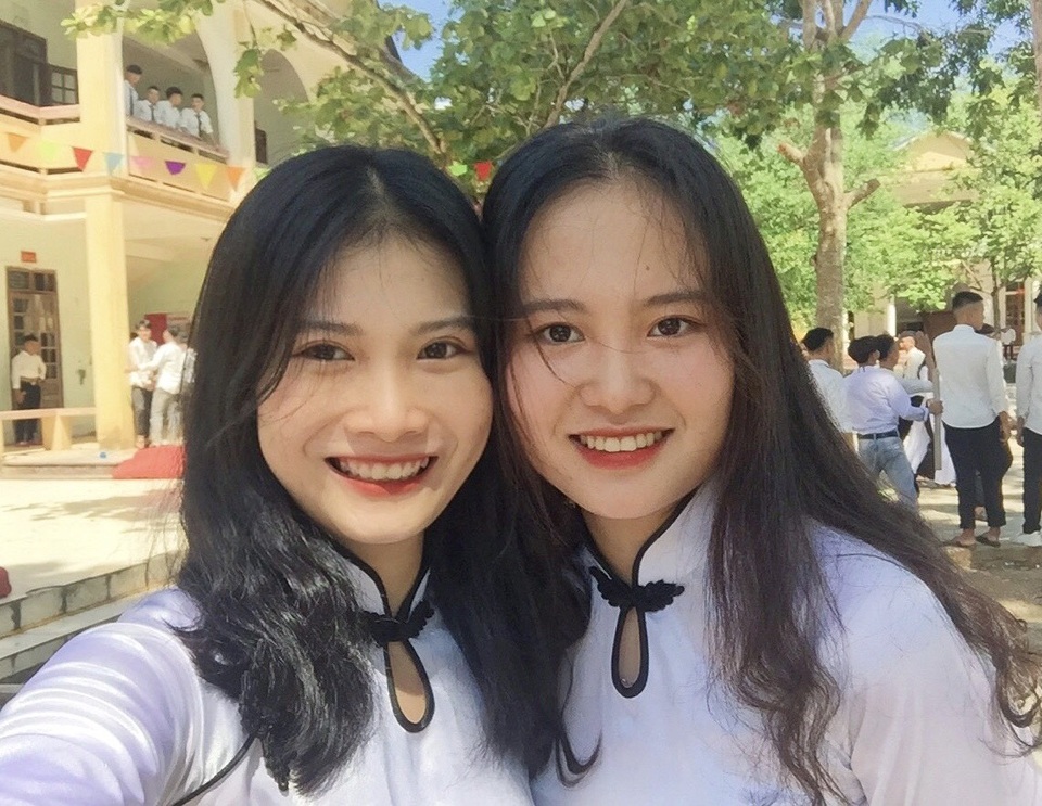 Nữ sinh xinh đẹp huyện biên giới đạt 29,75 điểm xét tuyển đại học - 7 Nữ sinh xinh đẹp huyện biên giới đạt 29,75 điểm xét tuyển đại học - 7