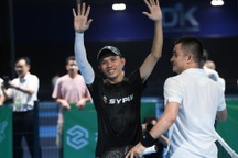 Đạt “trố” và Triệu “cầu lông” bất ngờ hụt vô địch giải đôi nam Open