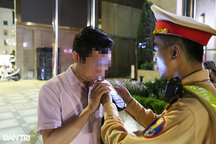 Trưởng công an phường ở Hà Nội vi phạm nồng độ cồn vượt mức kịch khung