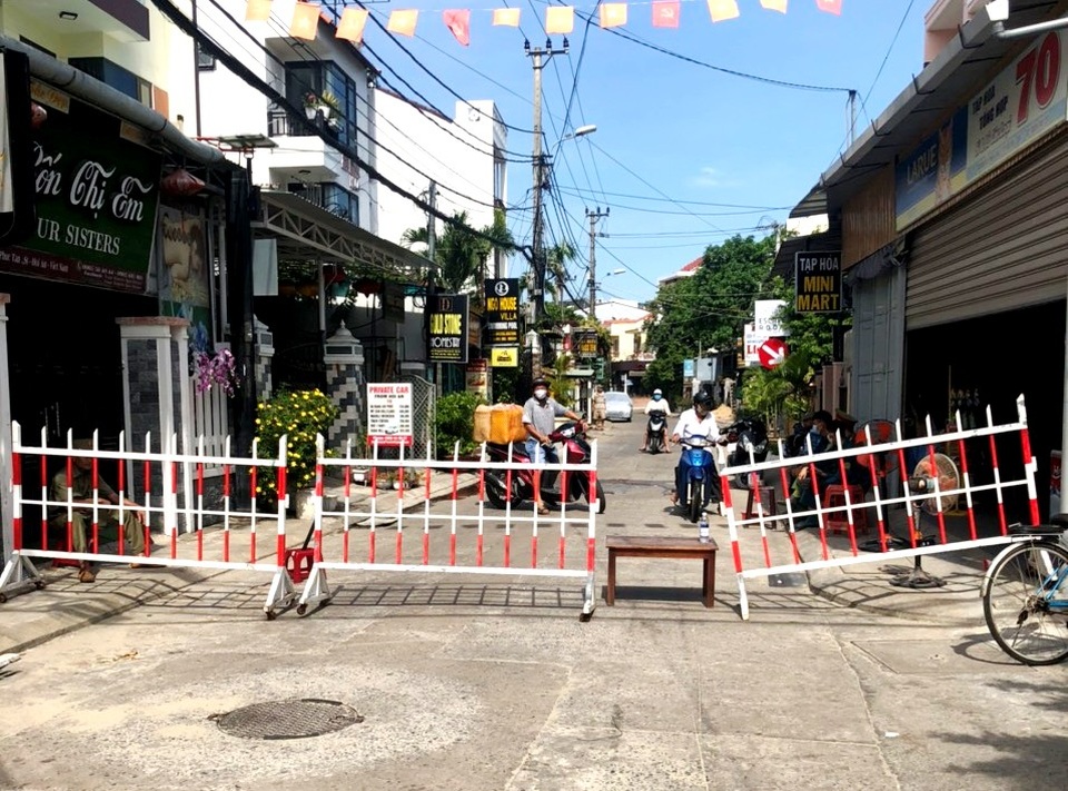 Quảng Nam quyết định phong tỏa nhiều khu dân cư - 2 Quảng Nam quyết định phong tỏa nhiều khu dân cư - 2