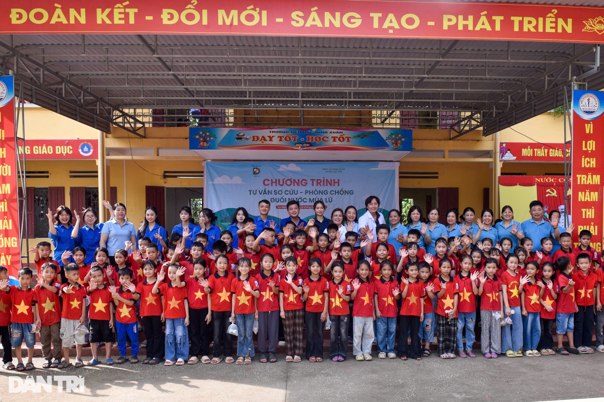 Tư vấn sơ cứu - phòng chống đuối nước cho 400 học sinh tỉnh Yên Bái - 13 Tư vấn sơ cứu - phòng chống đuối nước cho 400 học sinh tỉnh Yên Bái - 13