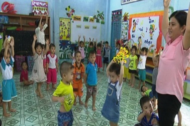 Đồng Tháp: Thiếu phòng học, lớp học vùng sâu “cõng” từ 40 - 60 học sinh