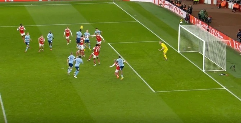 Trọng tài VAR mắc sai lầm lớn ở Premier League bị sa thải - 1 Trọng tài VAR mắc sai lầm lớn ở Premier League bị sa thải - 1