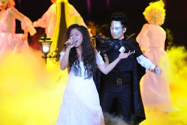 Dương Triệu Vũ "đa sắc" trong liveshow